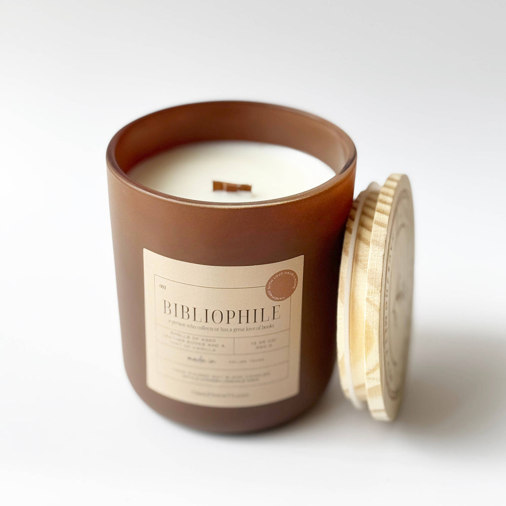 Hand-Poured Candle - Bibliophile