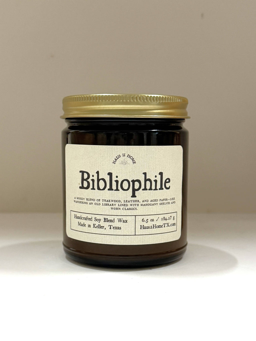 Hand-Poured Candle - Bibliophile